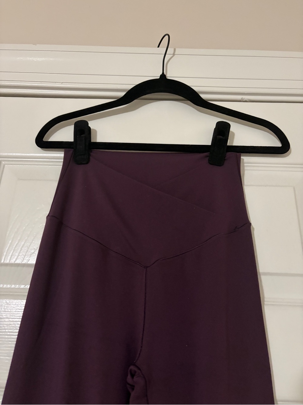 Aerie High-Waist Criss Cross Women's Purple Flare Leggings